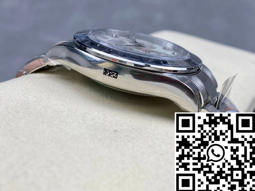 Factory Daytona Dial Rolex Cosmograph Mother-of-pearl Clean M116509-0064 0904